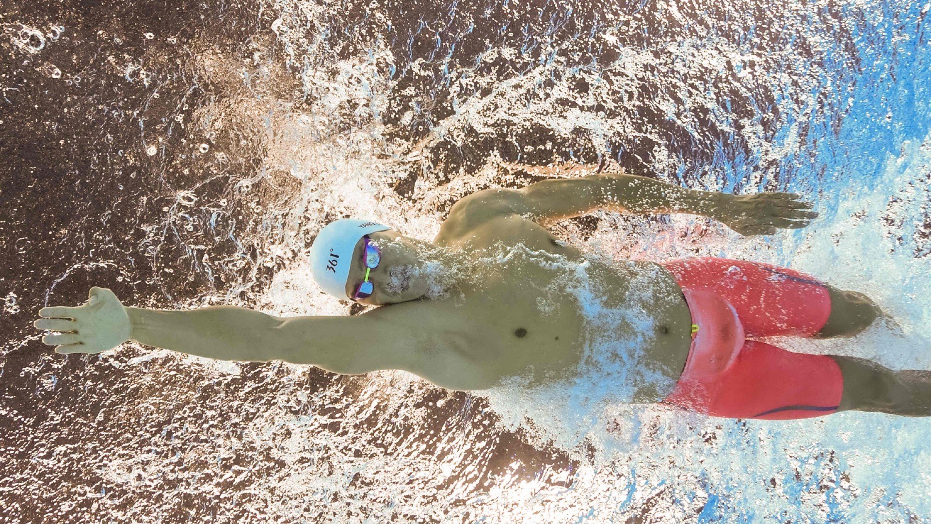 关注——中国足球国际交流日益频繁，谈中国足球