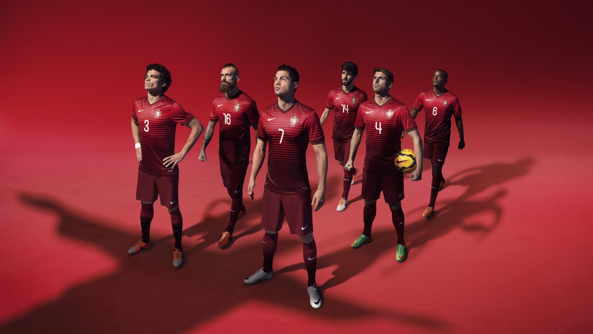 法甲激战：里尔绝平巴黎，争冠形势再度扑朔迷离，里尔 巴黎